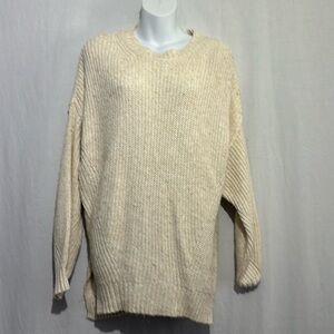 American Eagle Cream Oversized Woven Sweater Size Medium